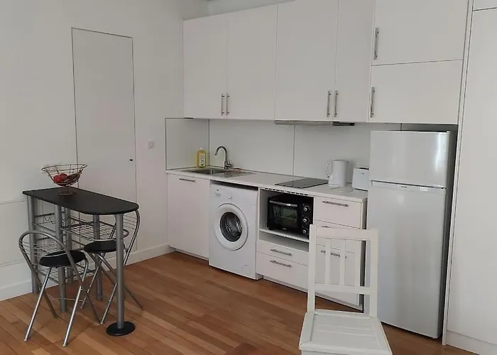 2 Pieces Proche Cathedrale *